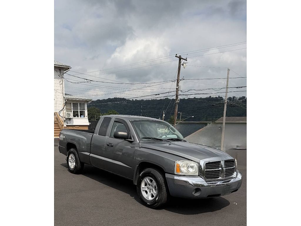 2005 Dodge Dakota SLT