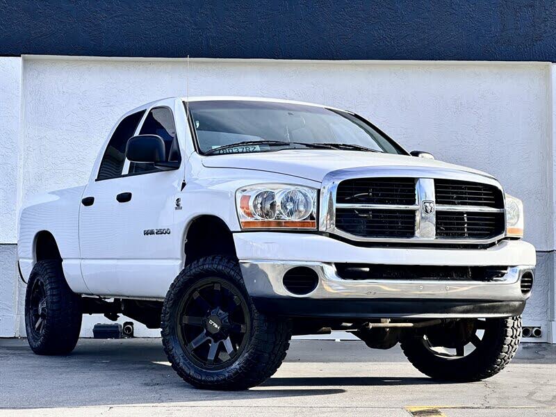 2006 Dodge Ram Pickup 2500 SLT