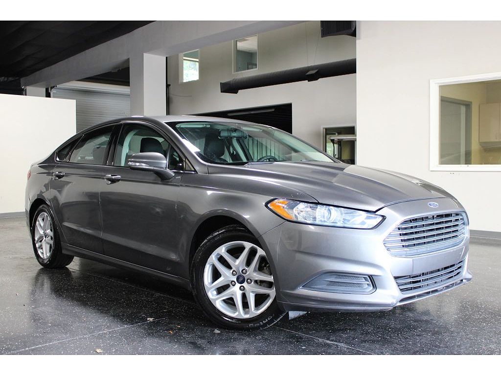 2014 Ford Fusion SE