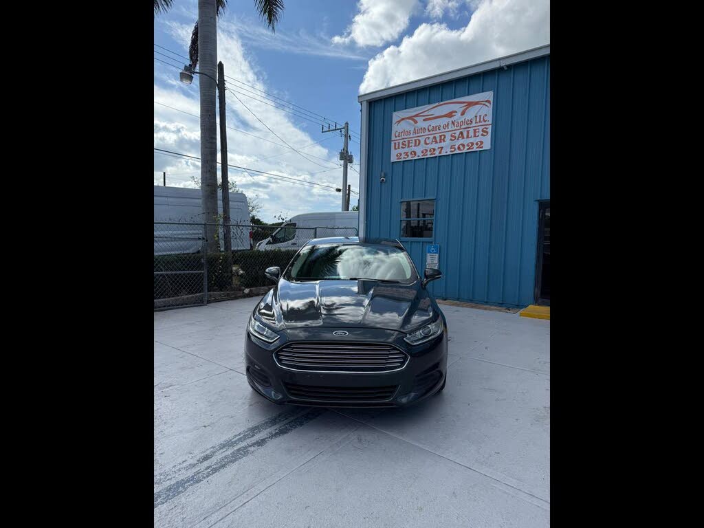 2015 Ford Fusion SE