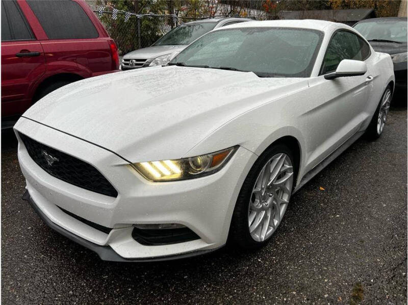 2015 Ford Mustang - 1