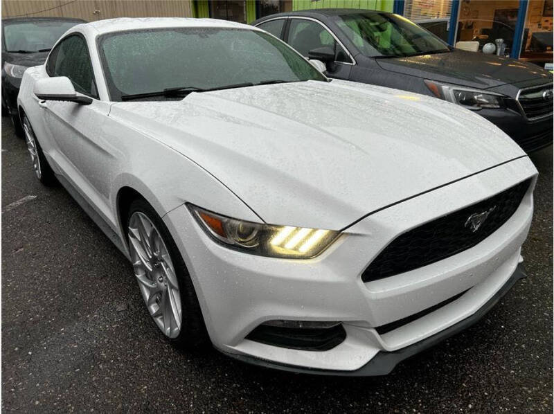 Vehicle Image 2 of 21 for 2015 Ford Mustang