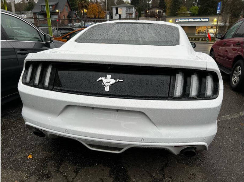 2015 Ford Mustang - 6