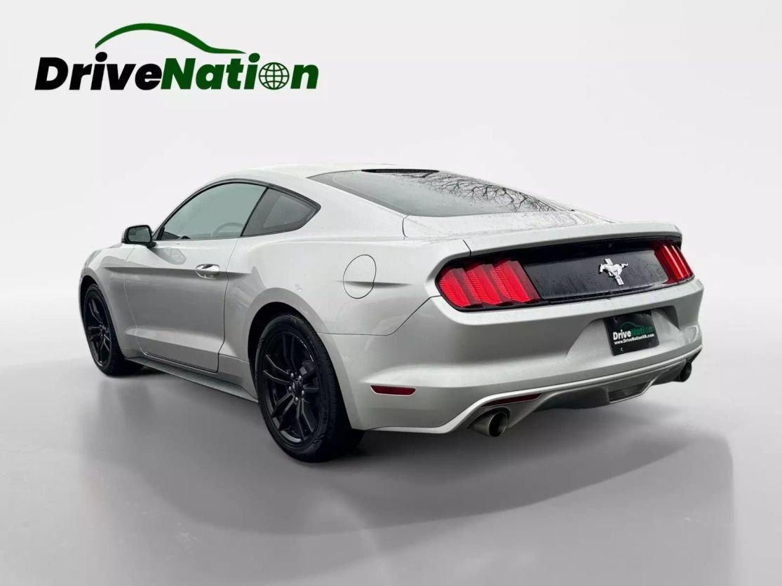 2015 Ford Mustang - 7