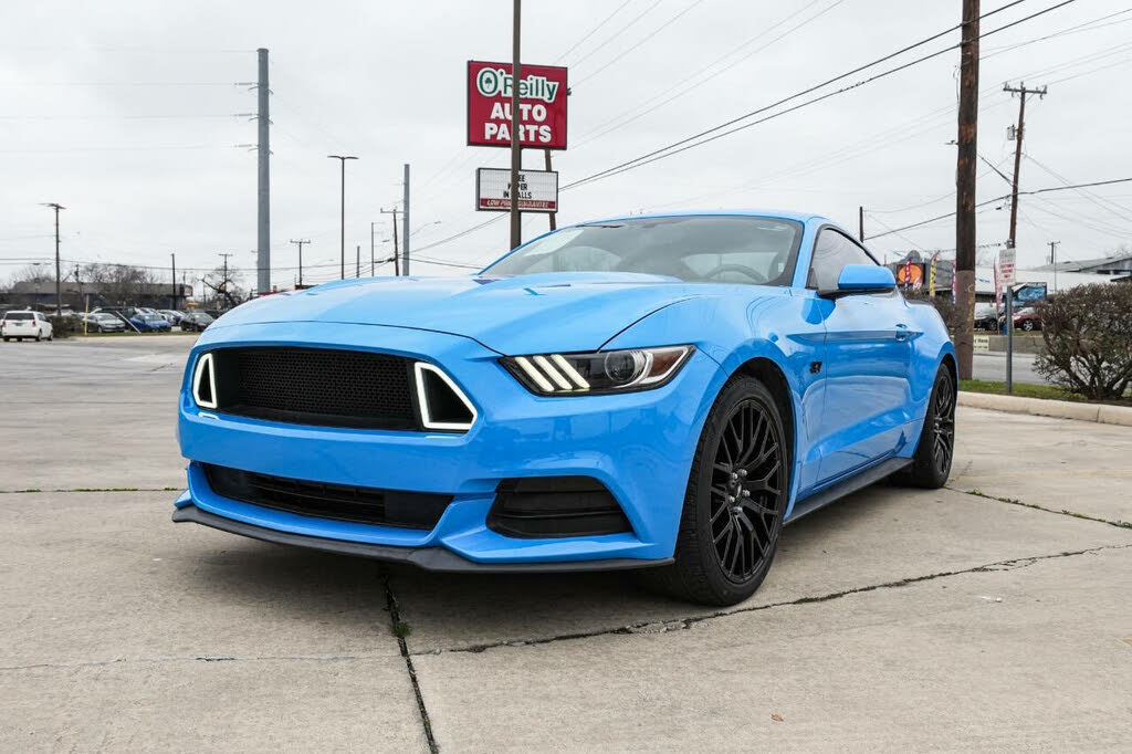 Vehicle Image 3 of 62 for 2017 Ford Mustang