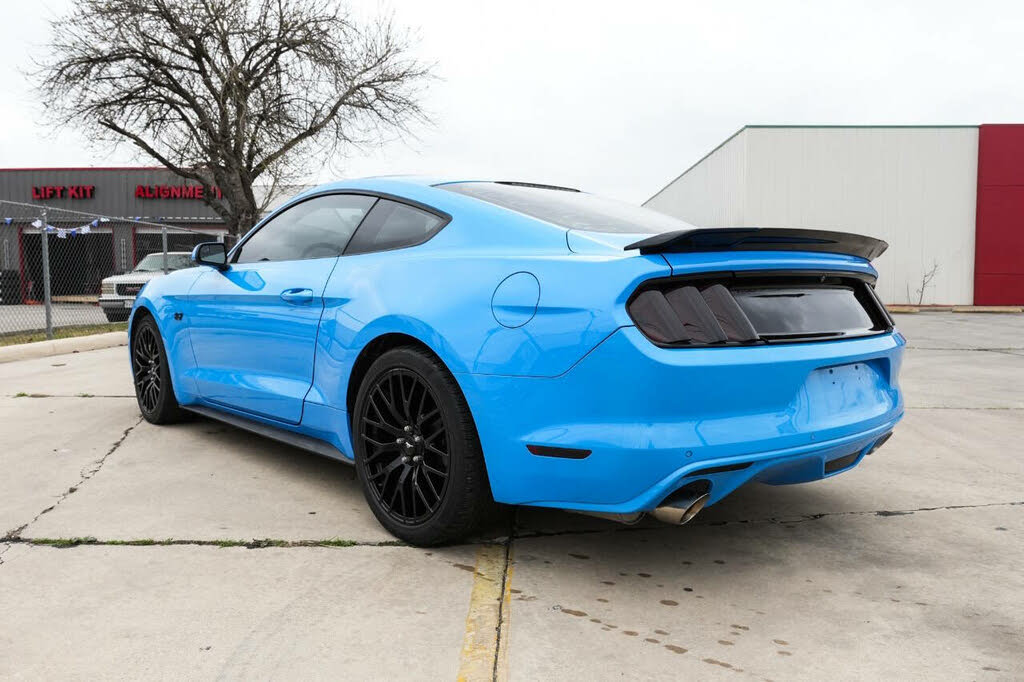 Vehicle Image 5 of 62 for 2017 Ford Mustang