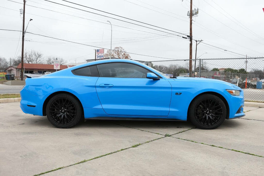 Vehicle Image 8 of 62 for 2017 Ford Mustang