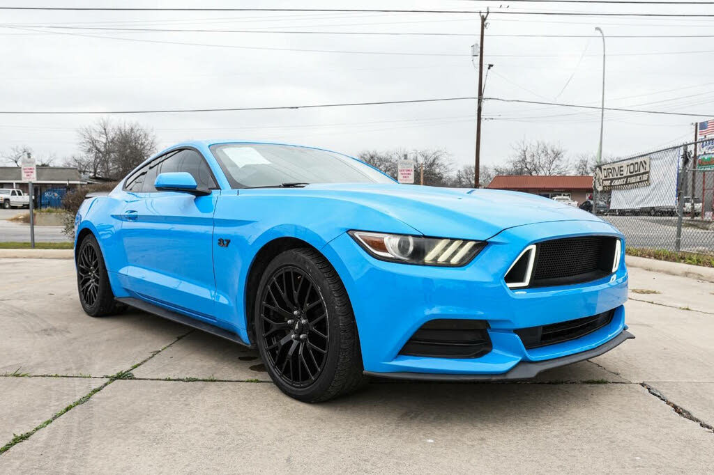 Vehicle Image 9 of 62 for 2017 Ford Mustang