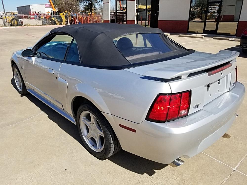 2015 Ford Mustang - 142