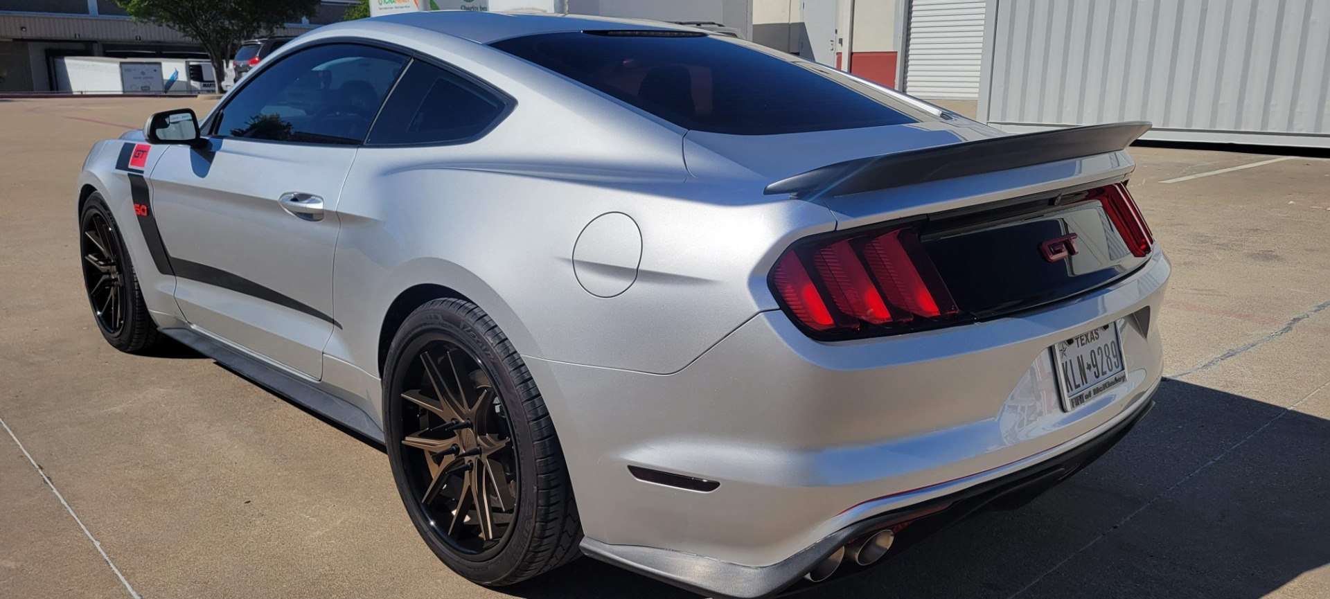 2015 Ford Mustang - 15