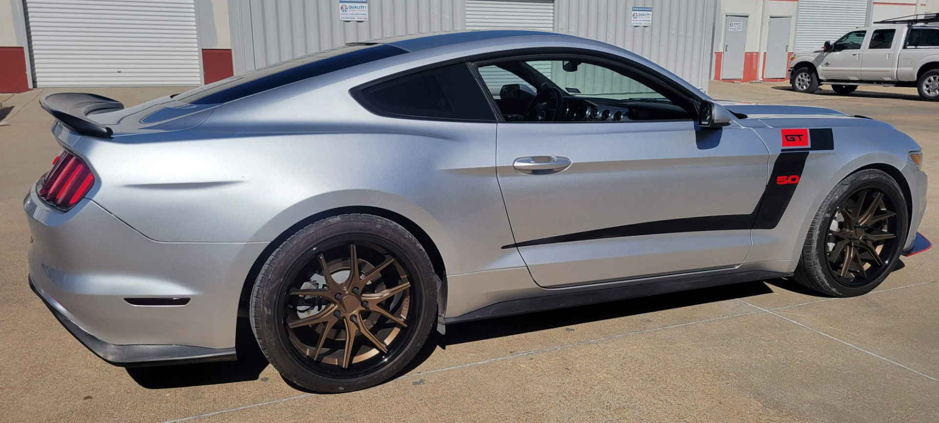 2015 Ford Mustang - 27