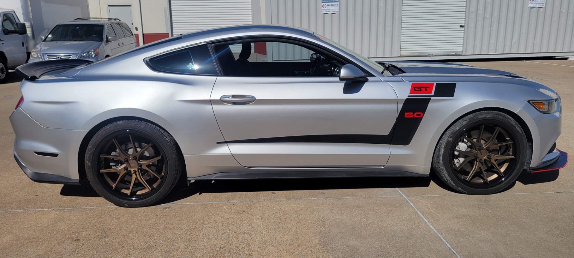 2015 Ford Mustang - 28