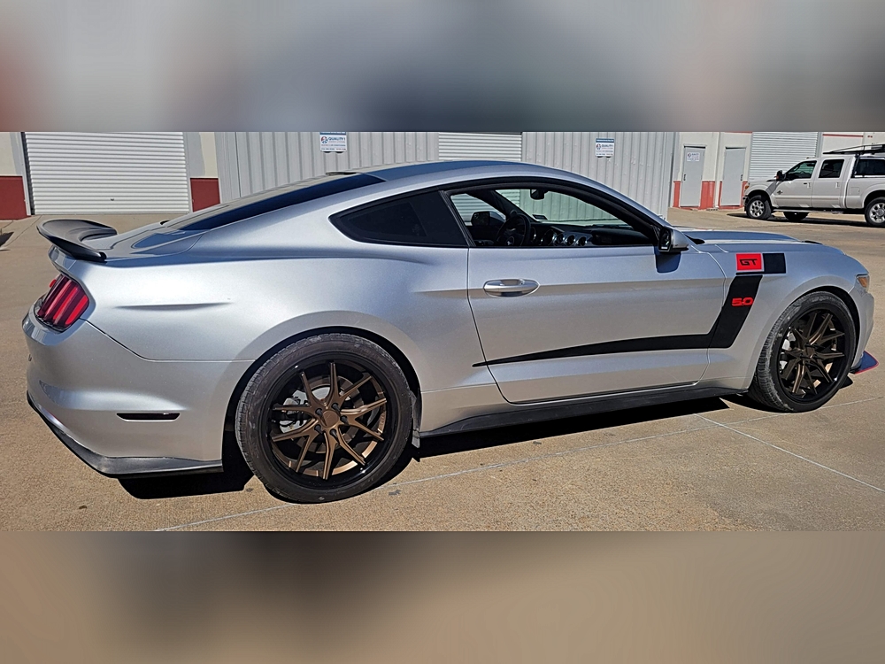 2015 Ford Mustang - 95