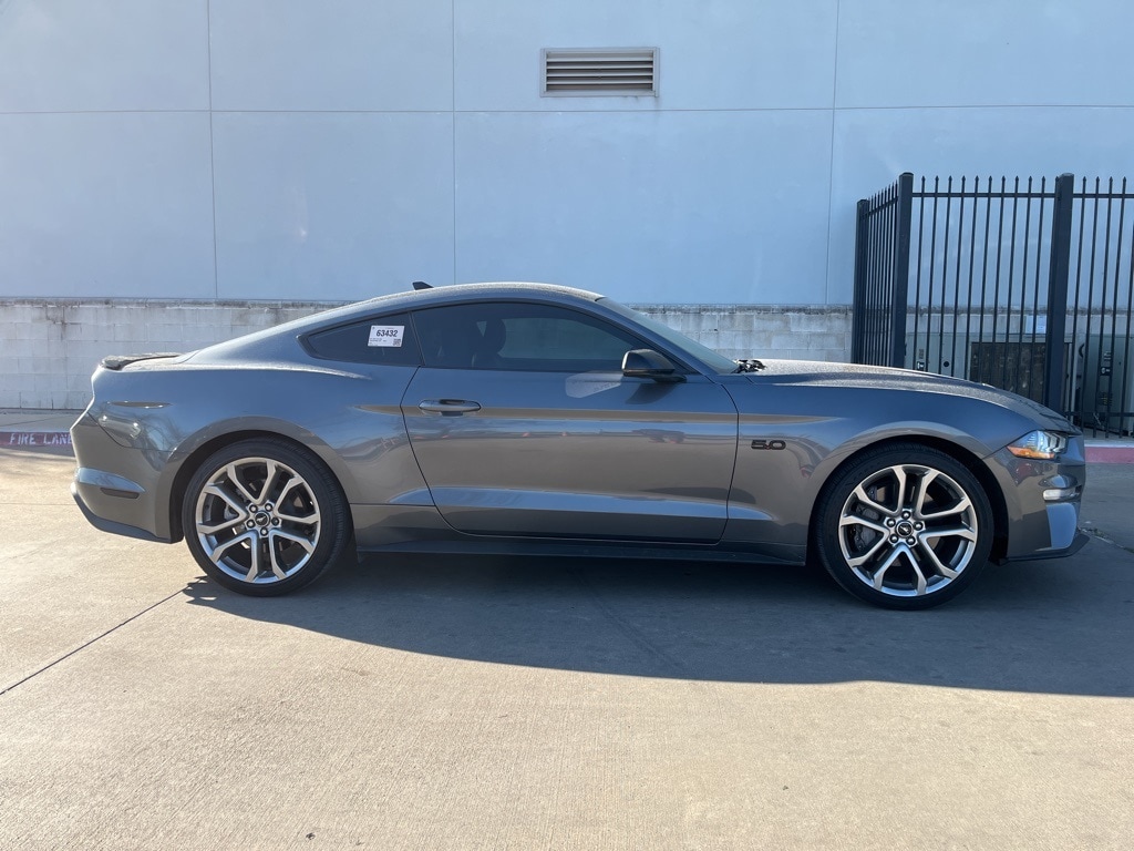 2021 Ford Mustang - 4