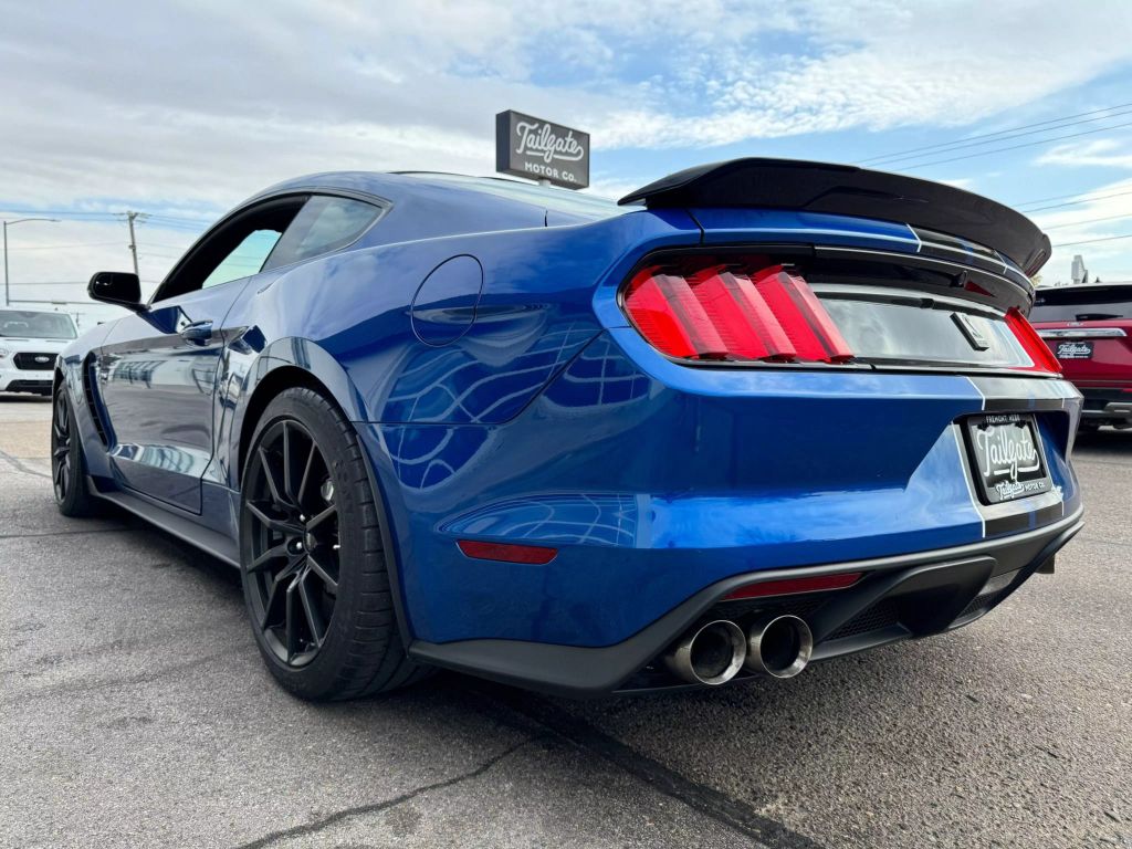 Vehicle Image 8 of 120 for 2018 Ford Shelby GT350