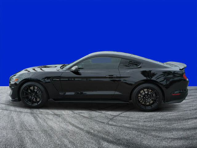 2016 Ford Shelby GT350 - 7