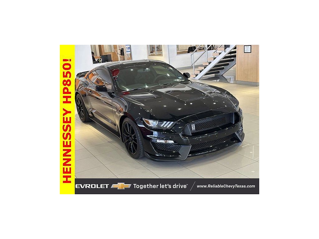 Vehicle Image 1 of 3 for 2017 Ford Shelby GT350