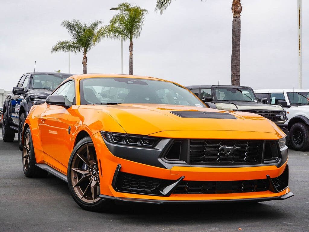 2026 Ford Mustang Dark Horse