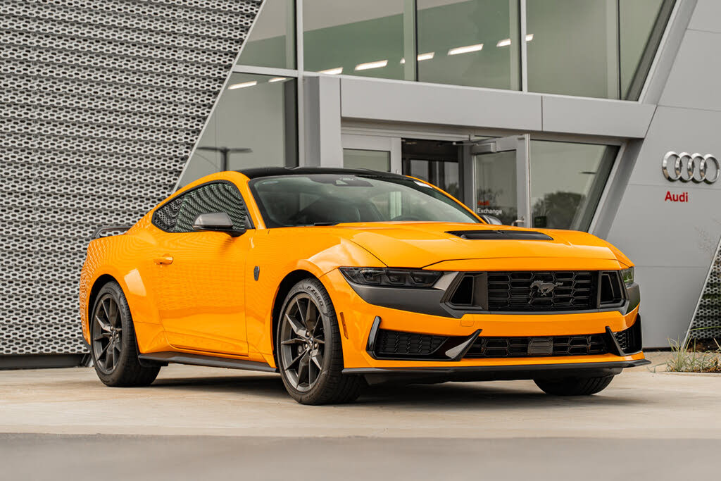 2026 Ford Mustang Dark Horse