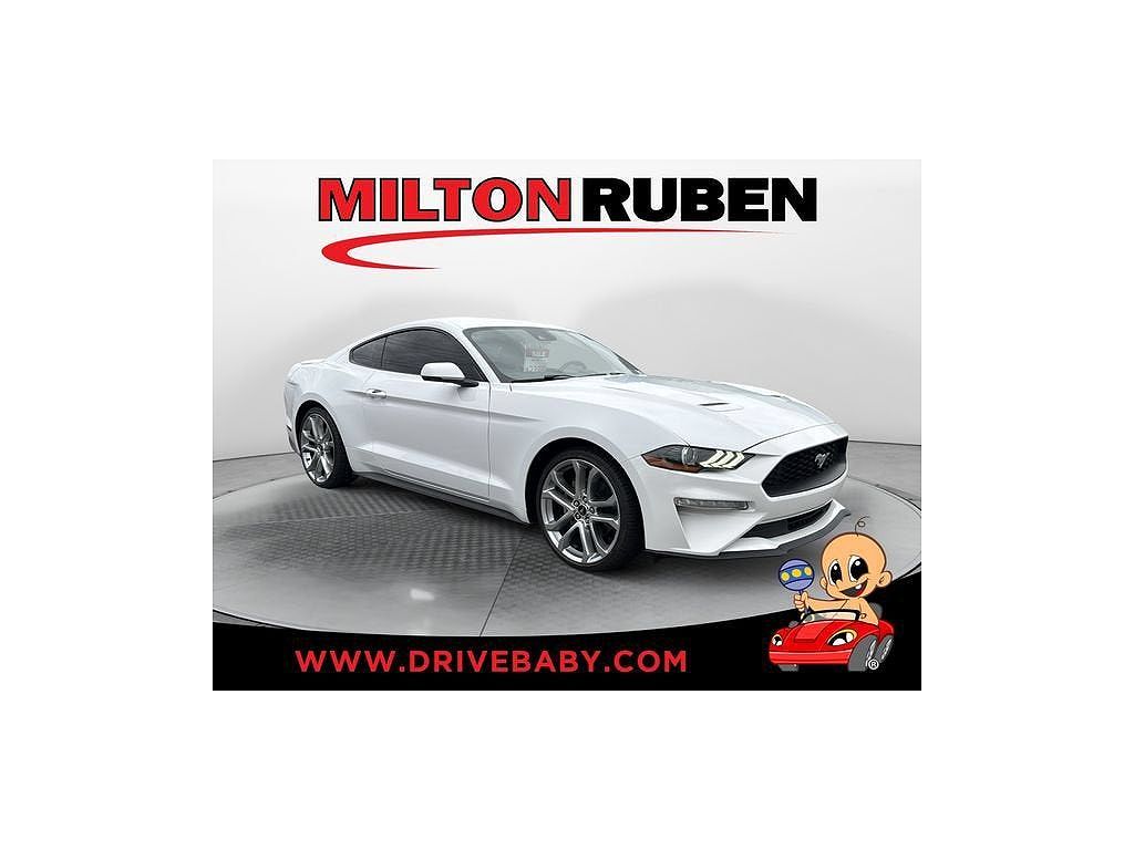 2022 Ford Mustang EcoBoost