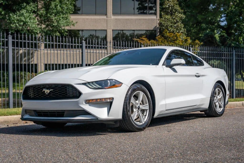 2022 Ford Mustang EcoBoost
