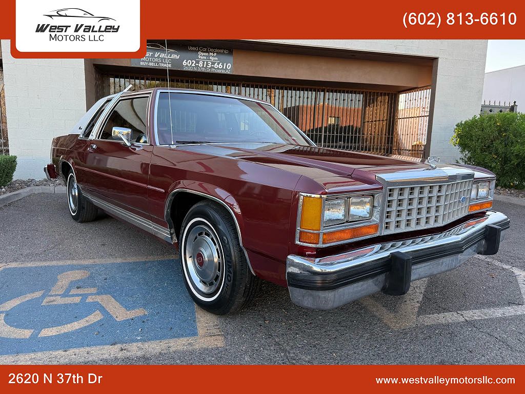 1985 Ford LTD Crown Victoria