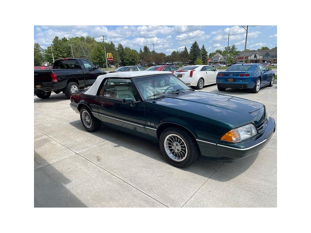 1990 Ford Mustang LX 5.0