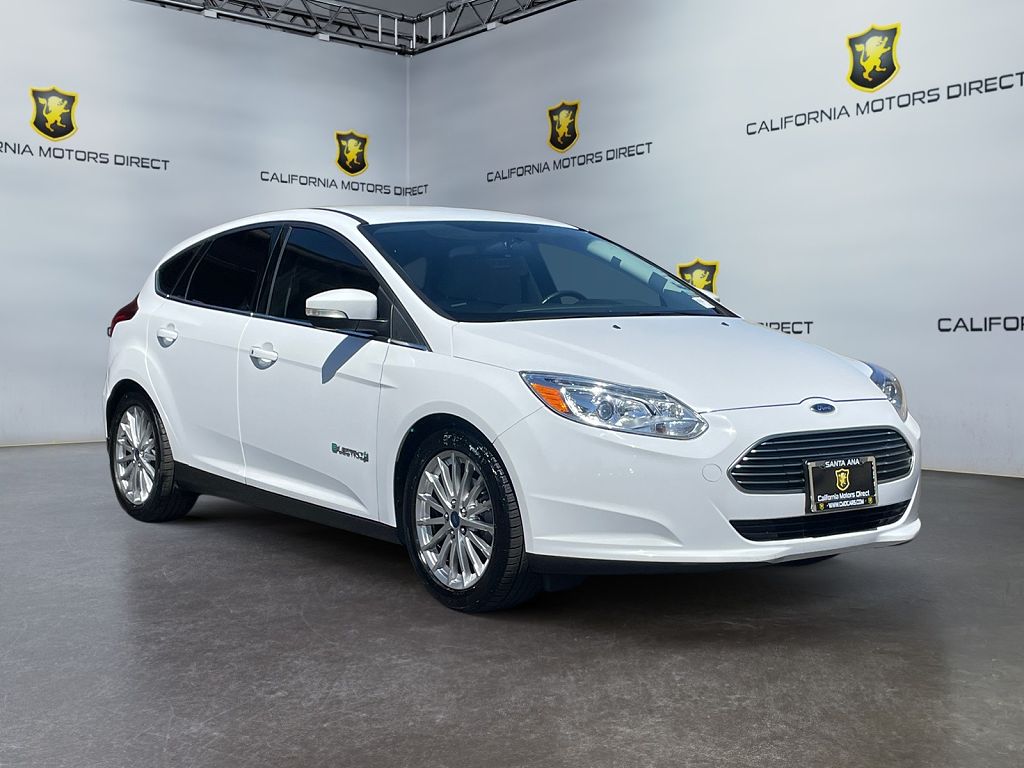 2015 Ford Focus photo 1