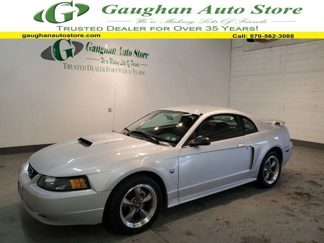 2004 Ford Mustang GT Deluxe