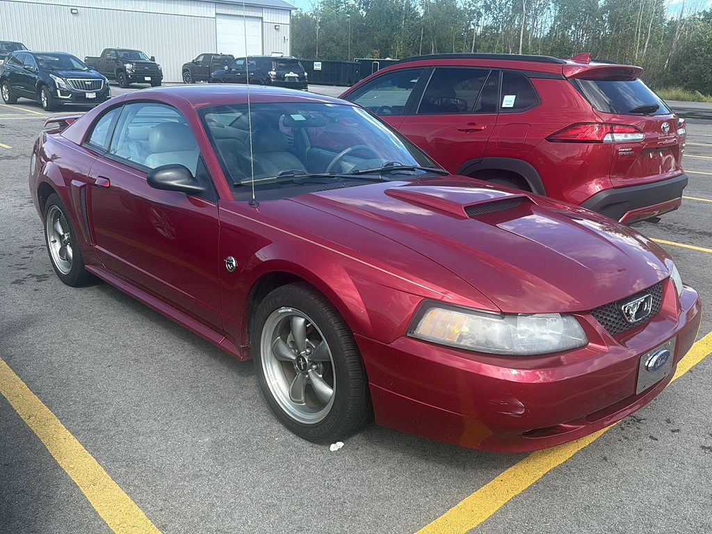 2004 Ford Mustang GT Deluxe