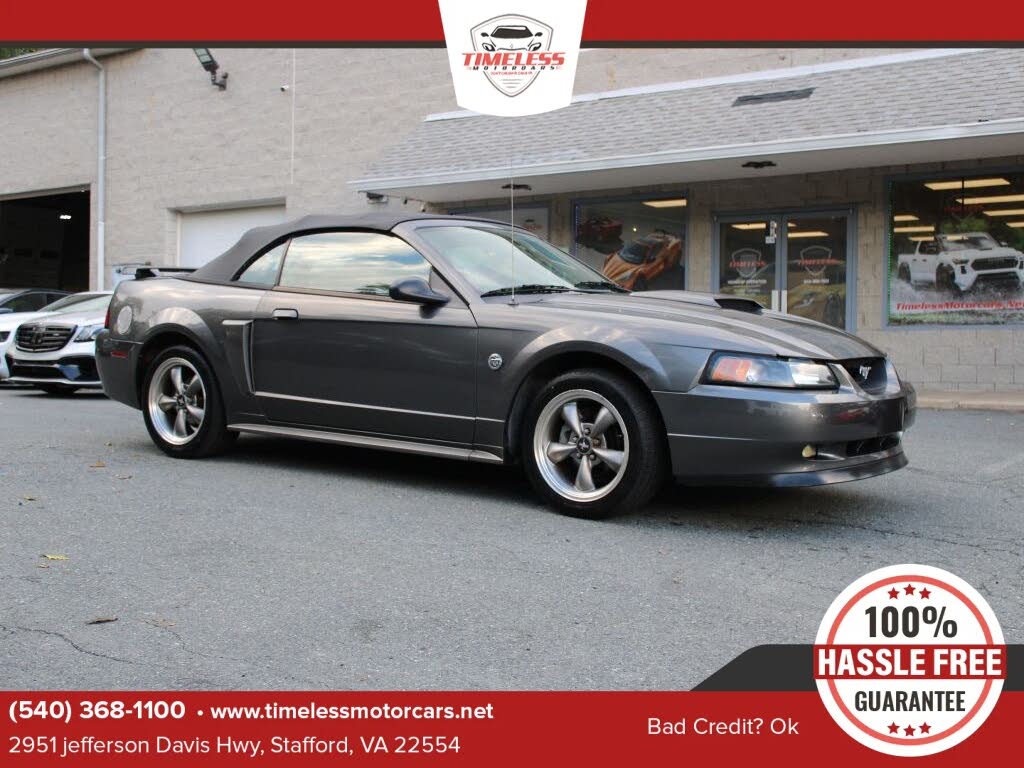 2004 Ford Mustang GT Deluxe