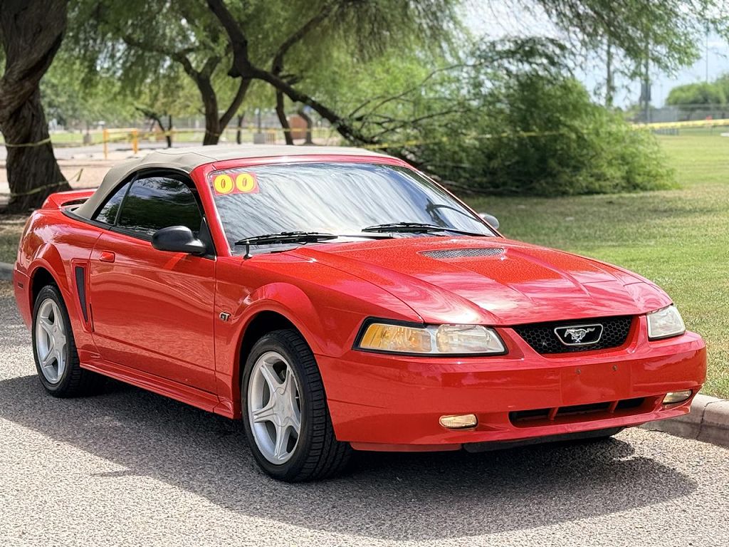 2000 Ford Mustang GT