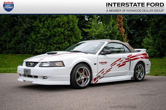 2001 Ford Mustang GT Deluxe