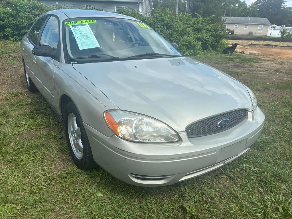 2006 Ford Taurus SE