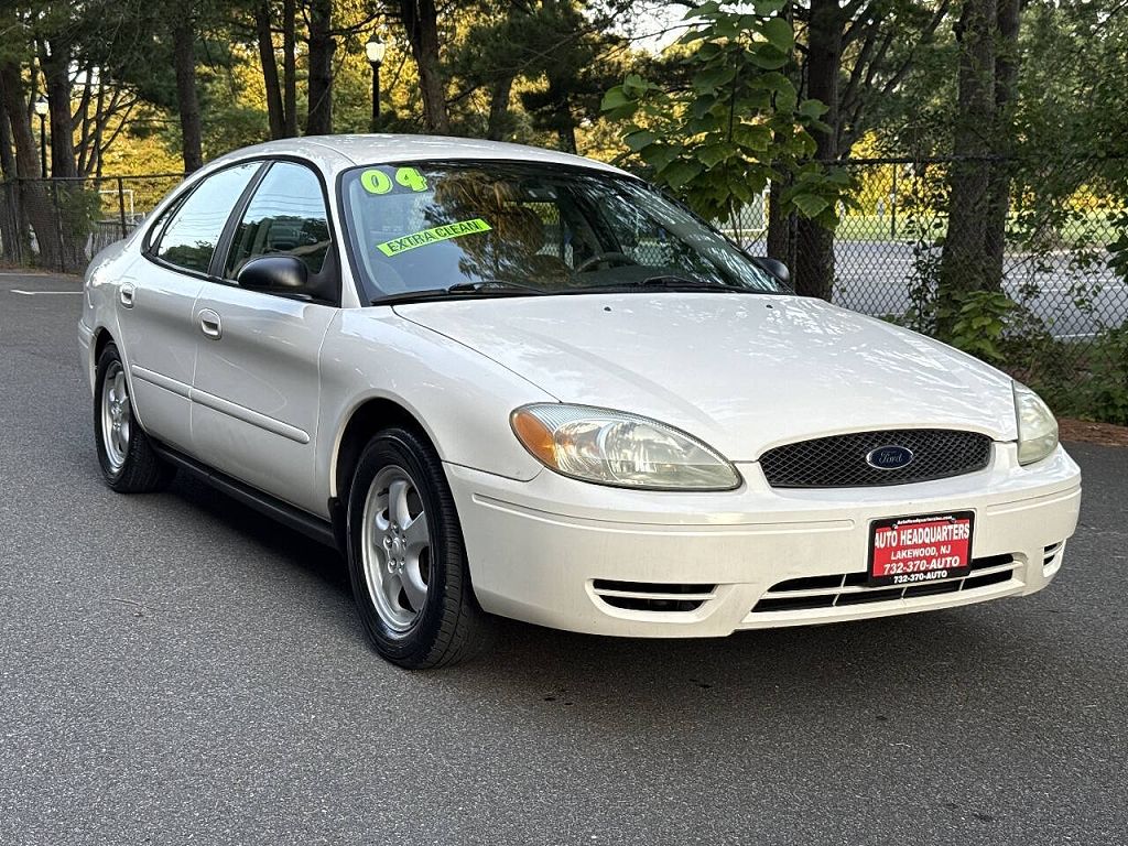2004 Ford Taurus SES