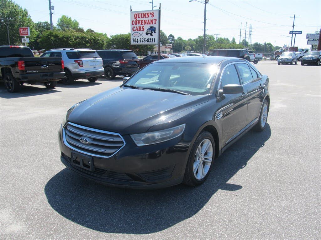 2015 Ford Taurus SE