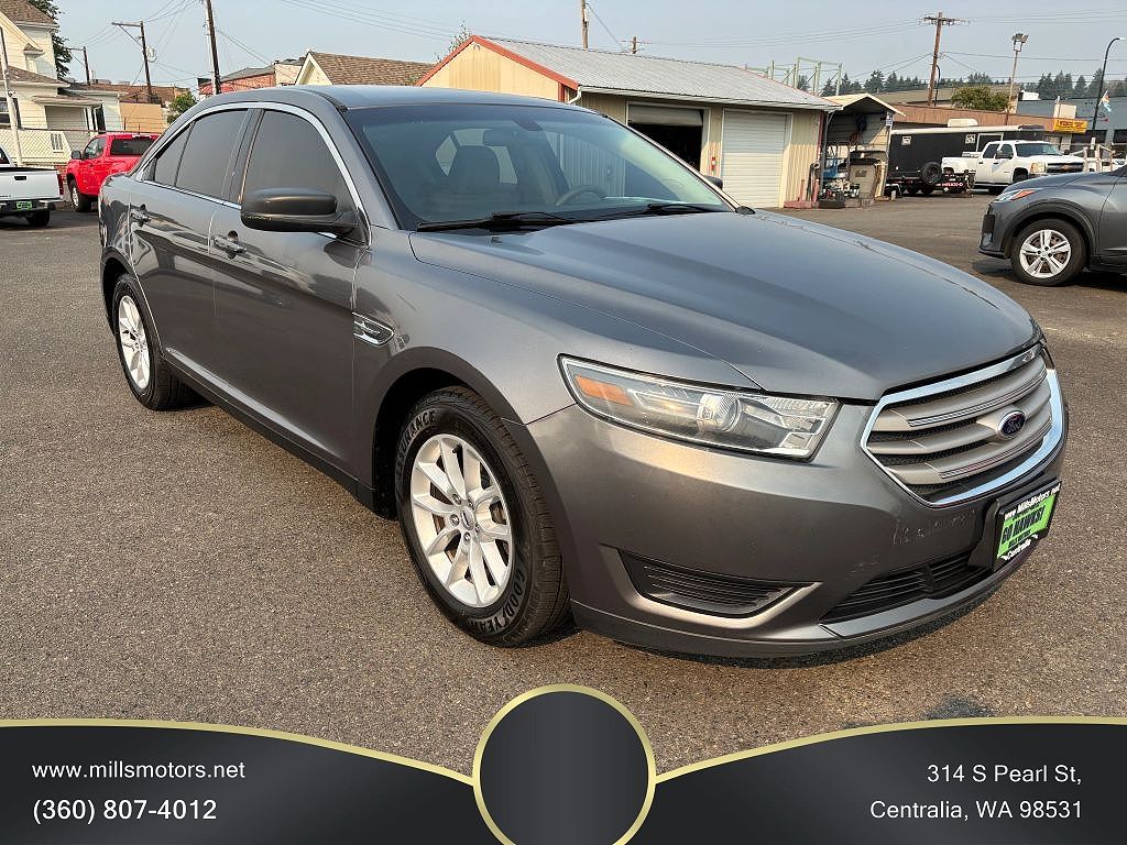 2014 Ford Taurus SE