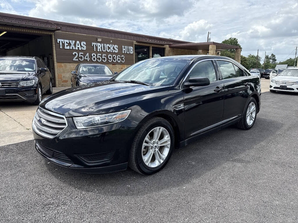 2018 Ford Taurus SE