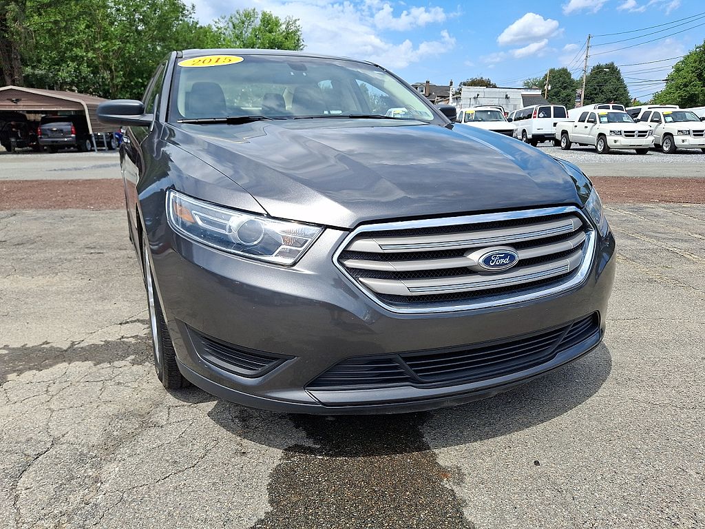 2015 Ford Taurus SE