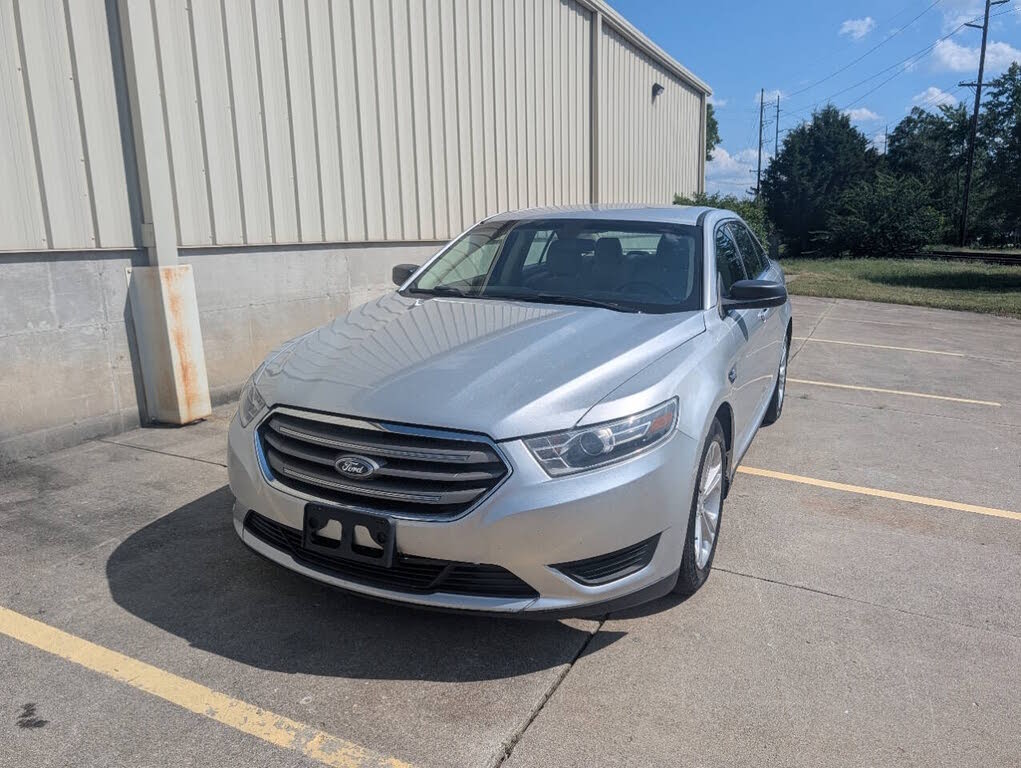 2019 Ford Taurus SE