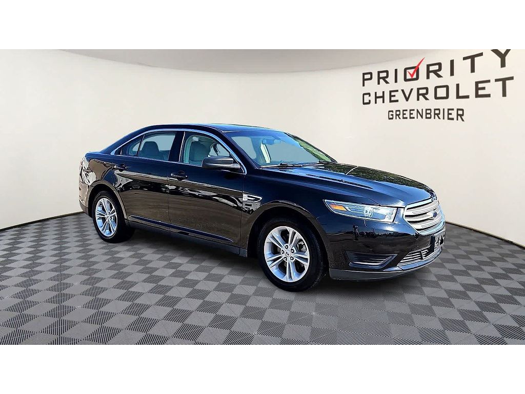2018 Ford Taurus SE