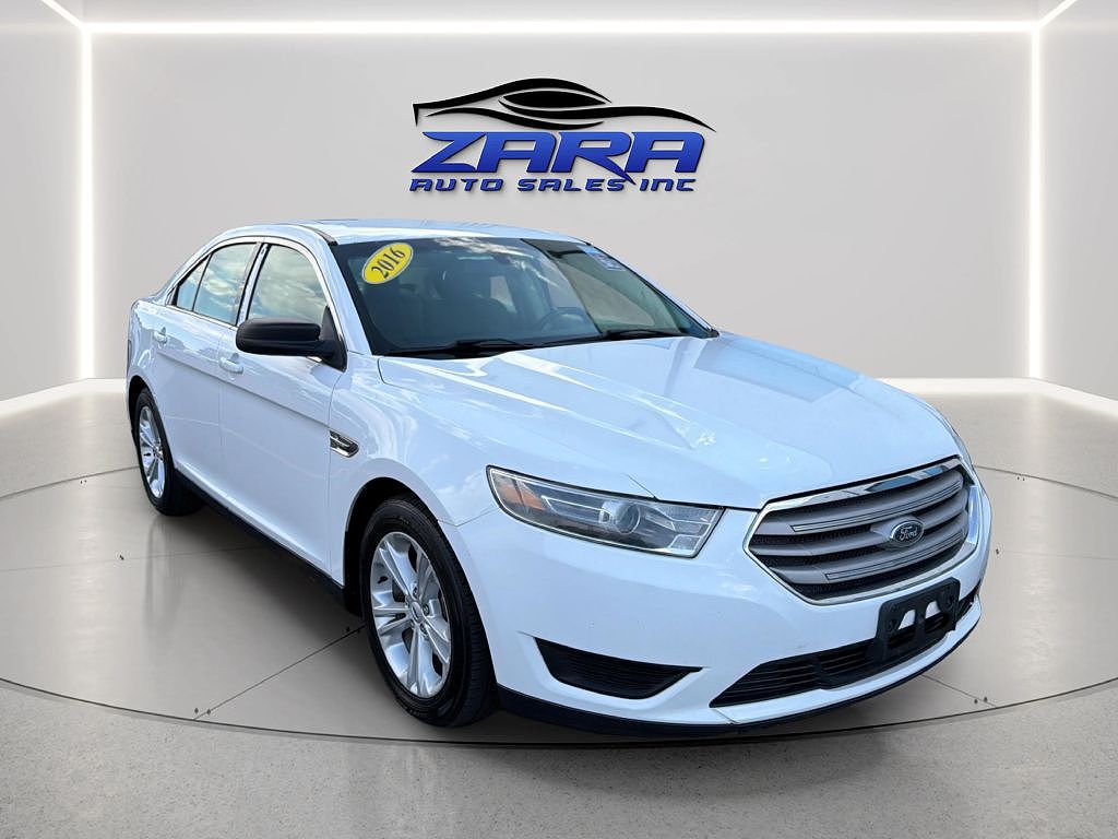 2016 Ford Taurus SE