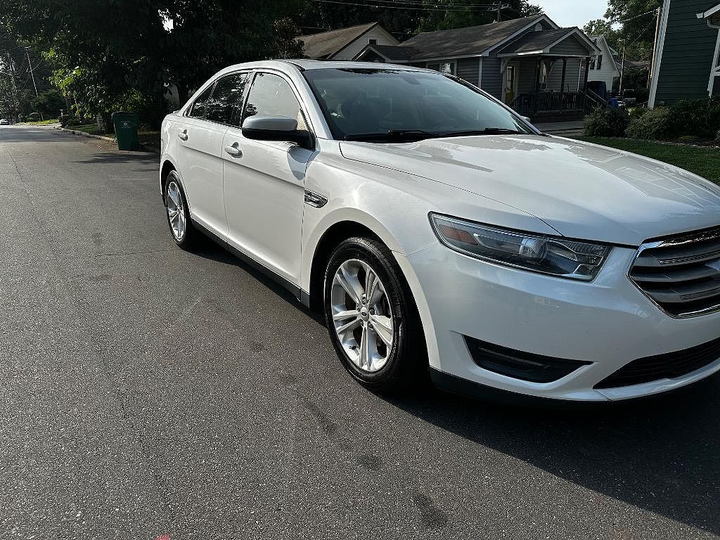 2014 Ford Taurus SEL