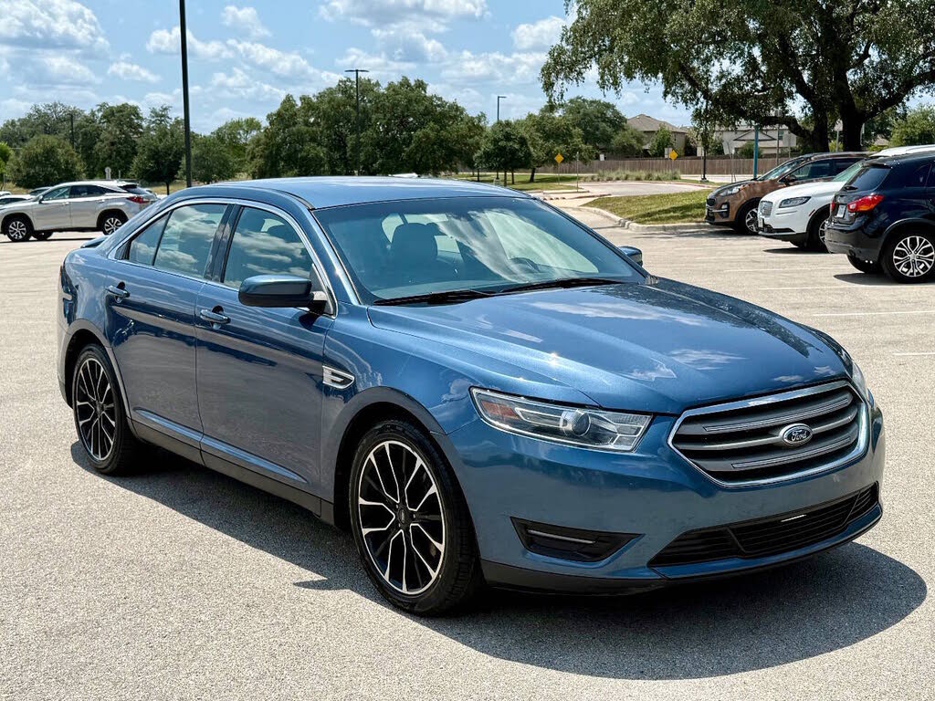 2019 Ford Taurus SEL