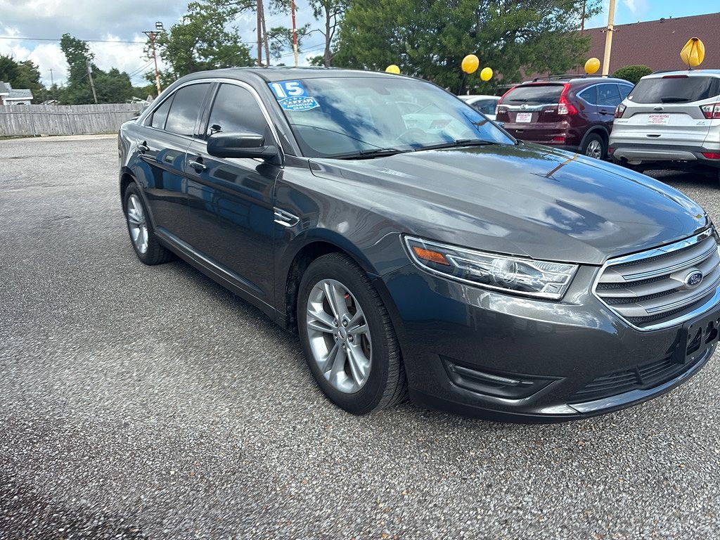 2015 Ford Taurus SEL