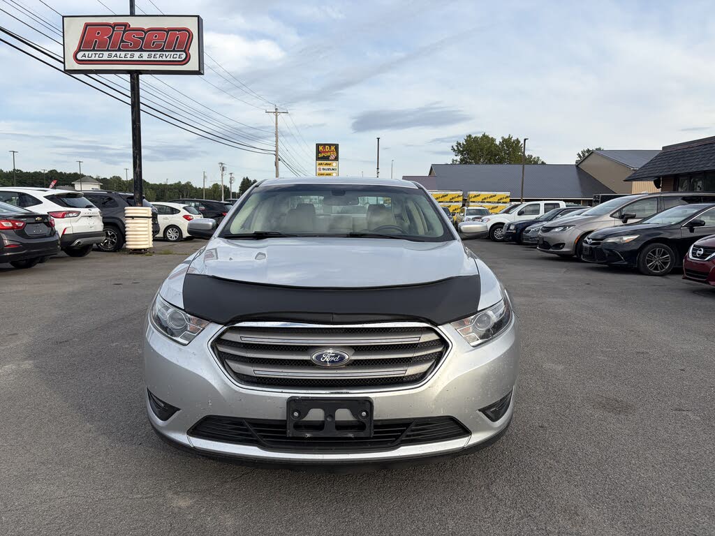2015 Ford Taurus SEL