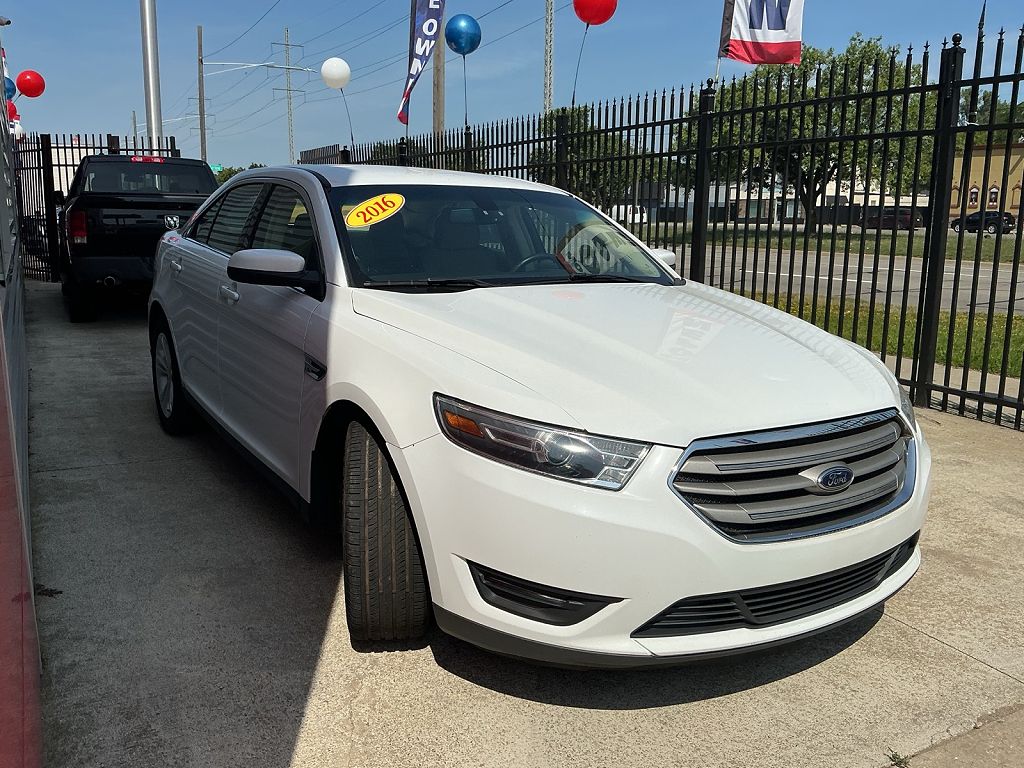 2016 Ford Taurus SEL