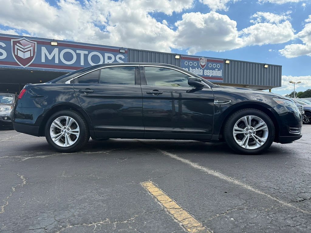 2015 Ford Taurus SEL