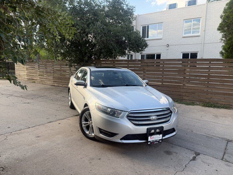 2013 Ford Taurus SEL