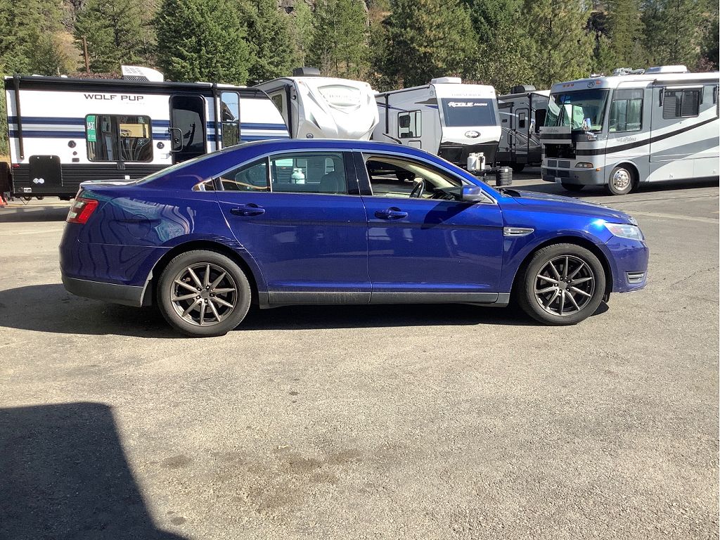 2015 Ford Taurus SEL